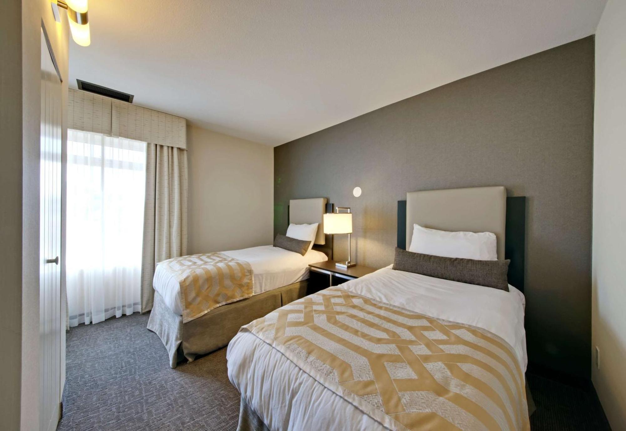 Coast Kamloops Hotel & Conference Centre Kültér fotó
